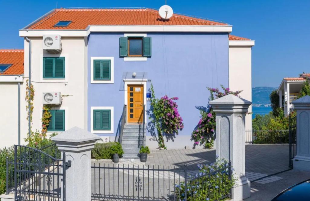 Apartment Livia Slatine Bagian luar foto