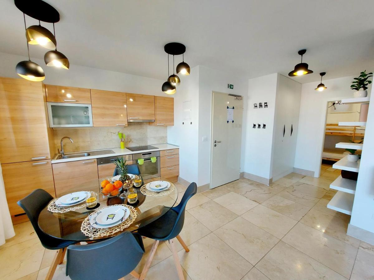 Apartment Livia Slatine Bagian luar foto